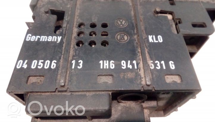 Volkswagen Golf III Interrupteur d’éclairage 1H6941531G