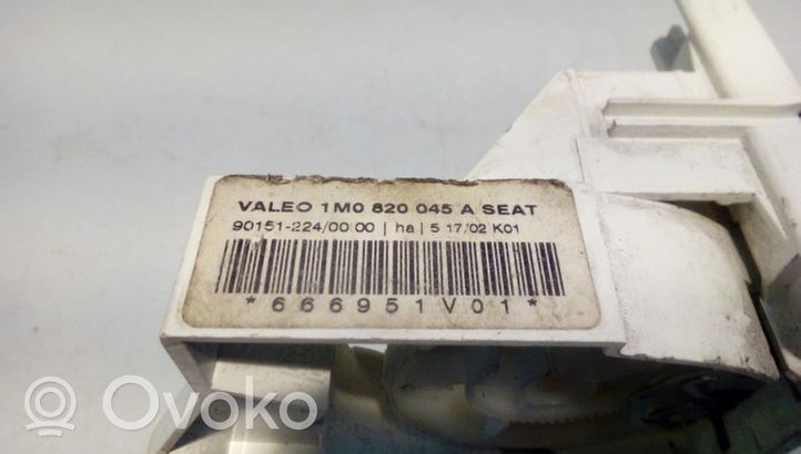 Seat Toledo II (1M) Oro kondicionieriaus/ klimato/ pečiuko valdymo blokas (salone) 1M0820045A