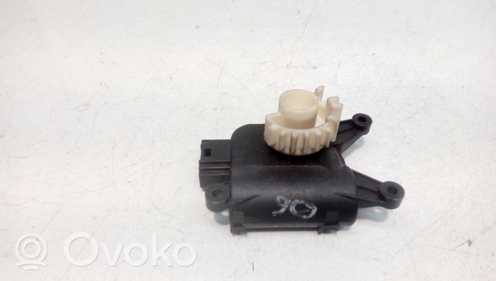 Seat Leon (1P) Motor/activador trampilla de calefacción 0132801337