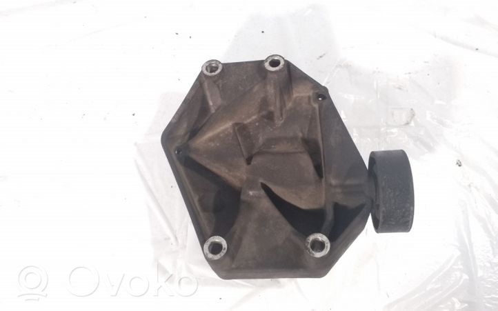 Opel Astra H A/C compressor mount bracket 55191339