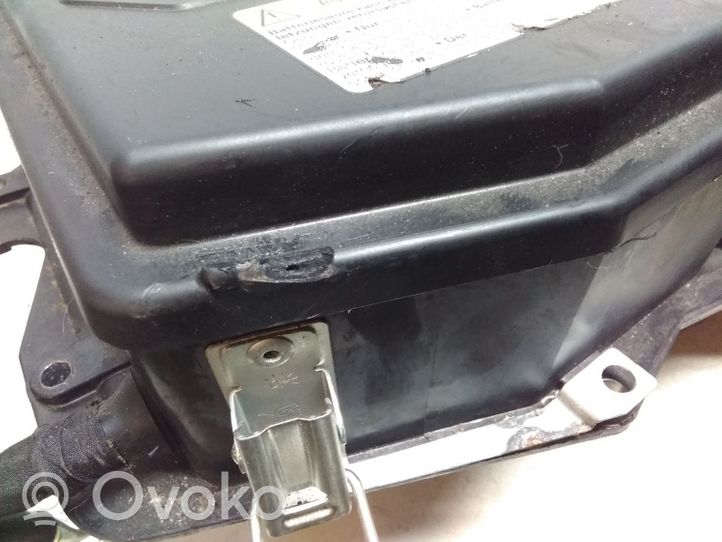 Volkswagen Touareg I Support boîte de batterie 7L0864643B