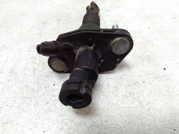 Opel Zafira A Clutch slave cylinder 90581565