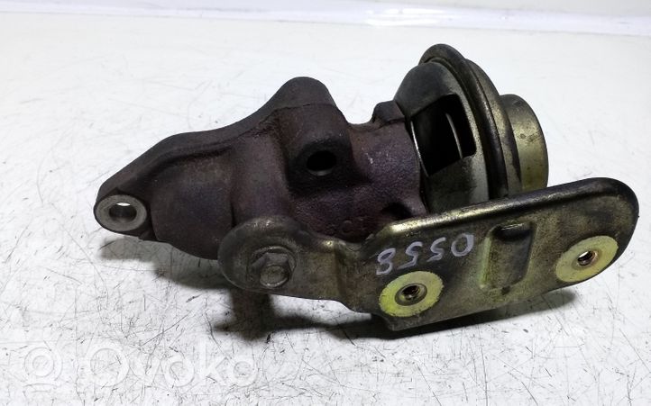 Toyota Corolla Verso E121 EGR vožtuvas 2580027040