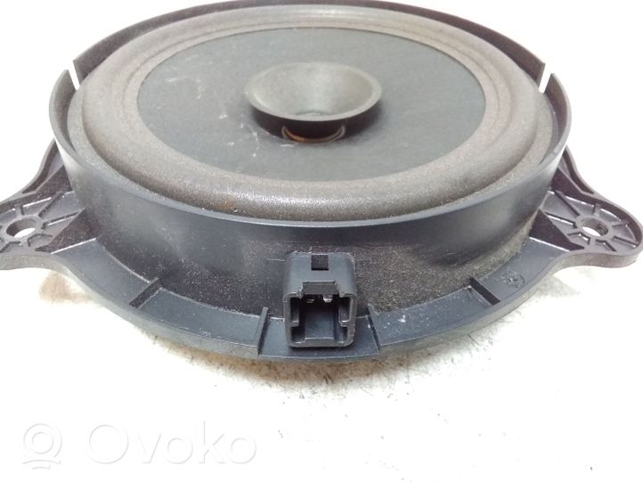 Nissan Note (E11) Altoparlante portiera anteriore 281569U00A