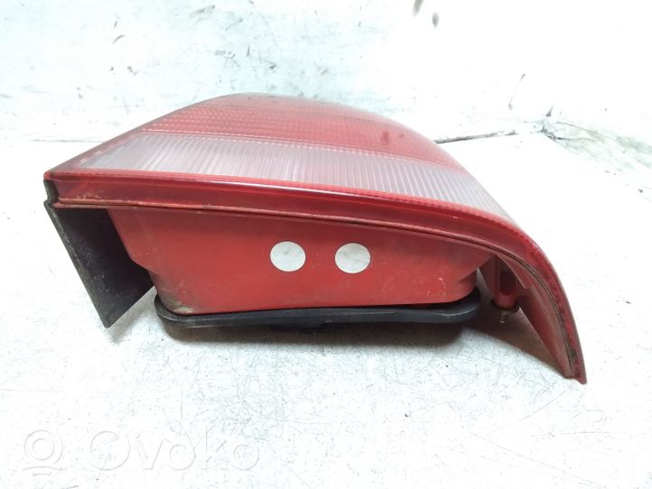 Volkswagen Bora Lampa tylna 1J5945096AB