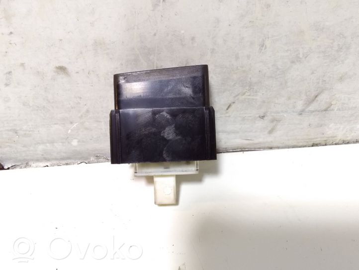 Toyota Corolla Verso E121 Alarm switch 489101