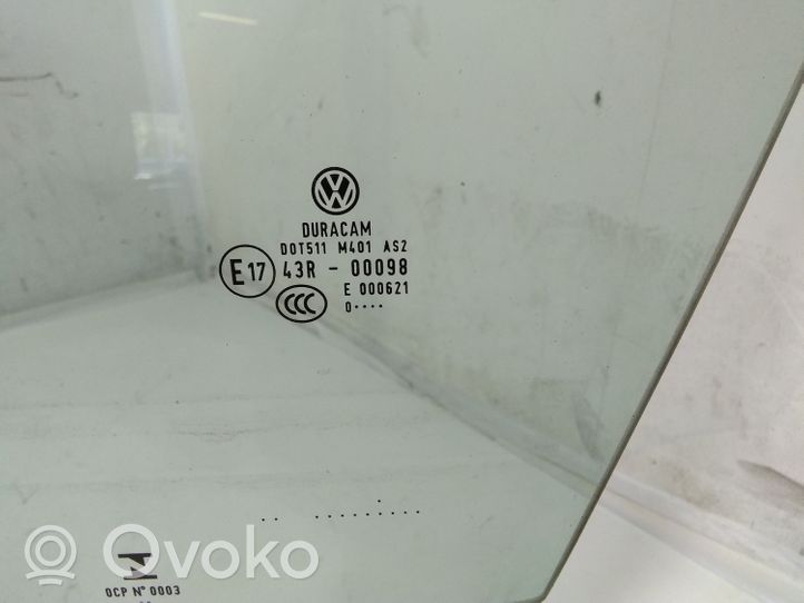 Volkswagen PASSAT B8 Front door window glass four-door 