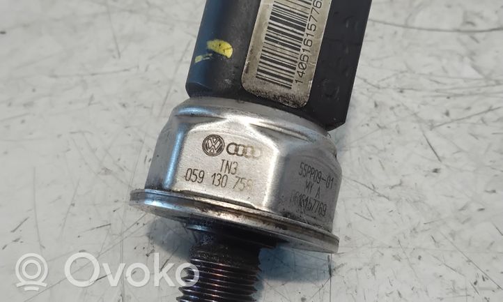 Audi A8 S8 D3 4E Capteur de pression de carburant 059130758L