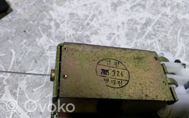 KIA Sorento Stellmotor Tankdeckel Tankklappe 2005326