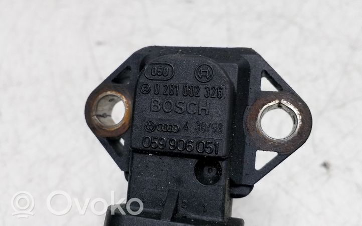 Audi A4 S4 B5 8D Air pressure sensor 0281002326