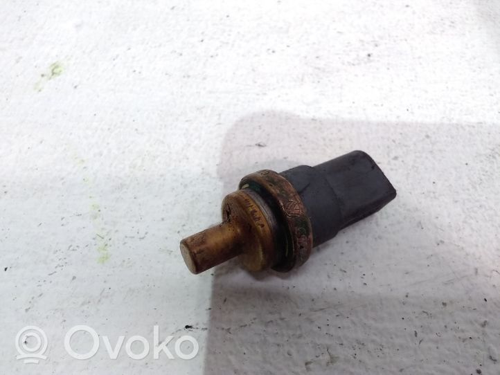 Volkswagen PASSAT B7 Sonde de température de liquide de refroidissement 06A919501A