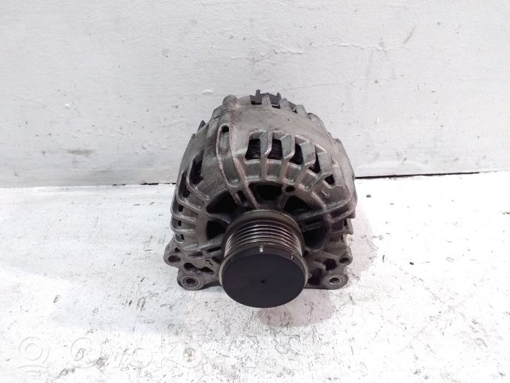 Volkswagen PASSAT CC Alternator LRA03402