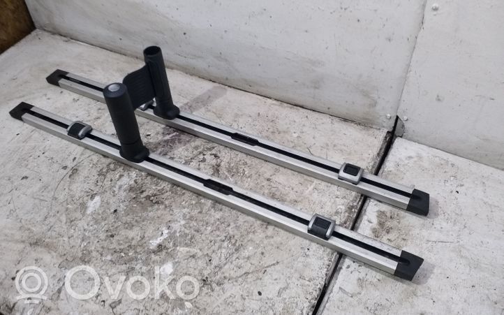 Volkswagen PASSAT B6 Separatore bagagliaio 3C9863555