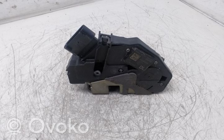 Volvo V60 Zamek drzwi przednich 31301740