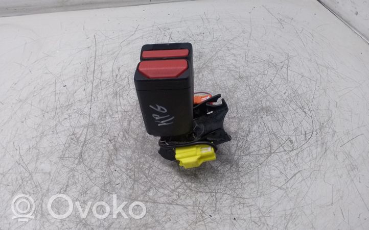 Volvo V60 Klamra środkowego pasa bezpieczeństwa fotela tylnego 31250658