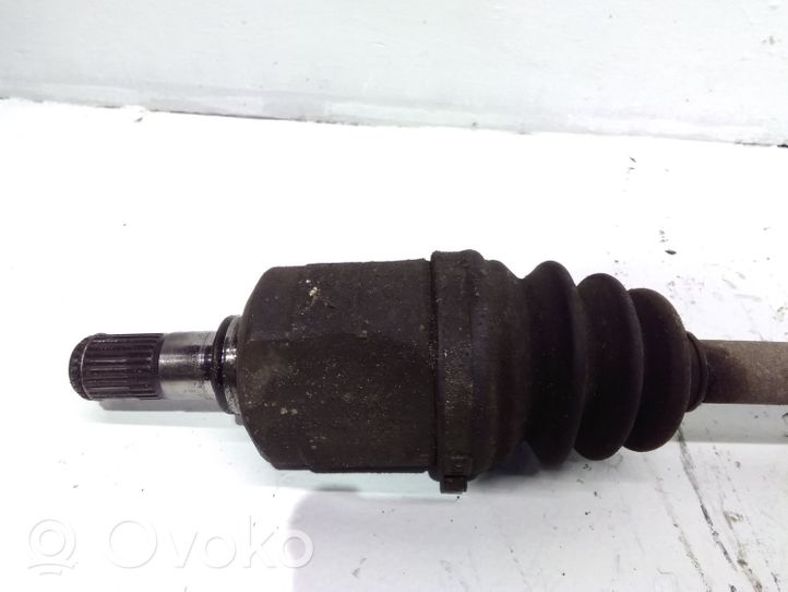 KIA Carens I Front driveshaft 