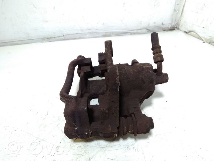 Honda CR-V Rear brake caliper 