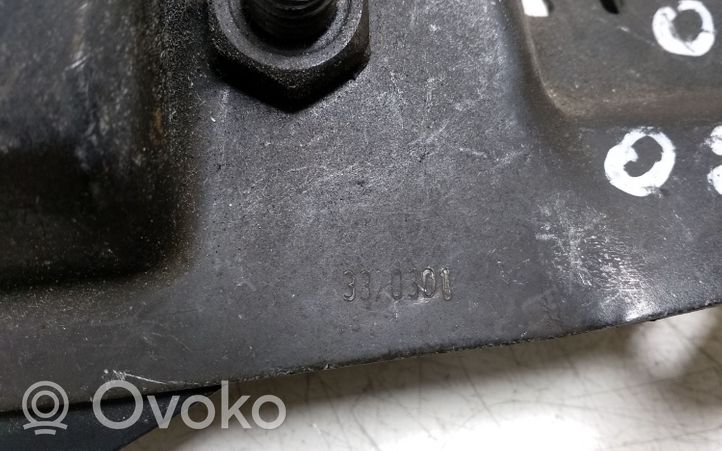 Volvo S60 Istuimen selkänojan lukituksen vastakappale 3370301