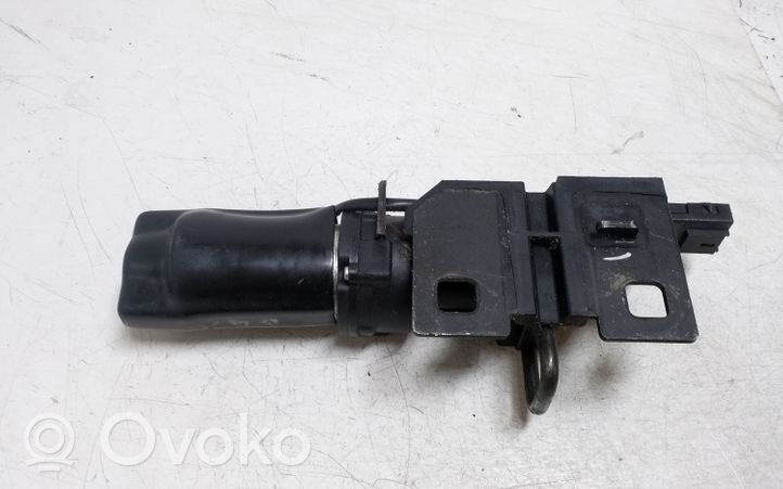 Renault Vel Satis Замок задней крышки 82800515