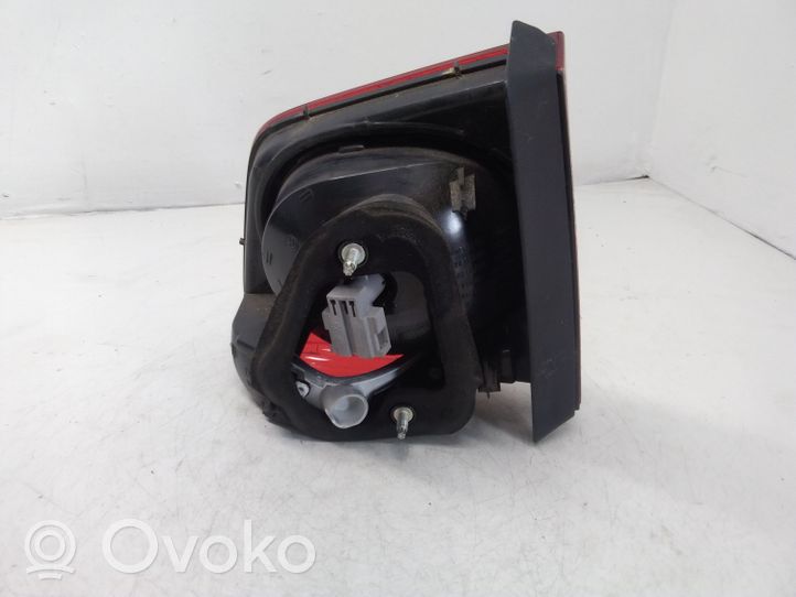 Volkswagen Tiguan Lampy tylnej klapy bagażnika 5N0945093C