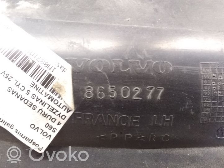 Volvo S60 Nadkole tylne 8650277