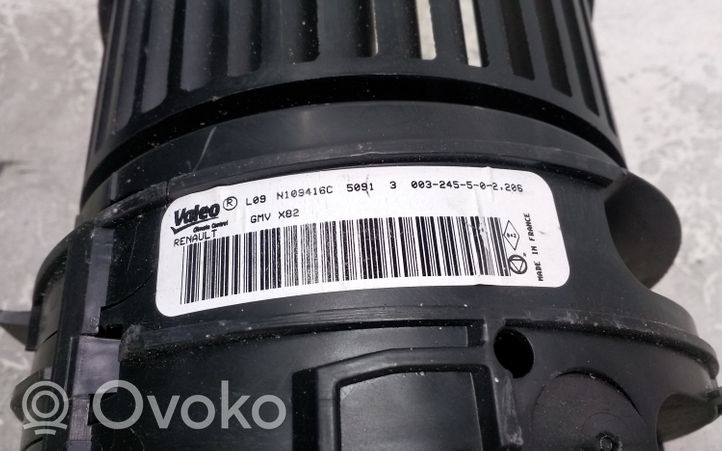 Opel Vivaro Heater fan/blower 003245502206