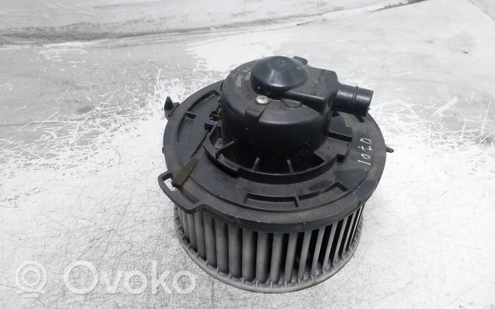 Mazda 3 I Pečiuko ventiliatorius/ putikas HB111B32H025L9