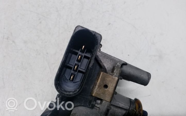 Volkswagen Golf VI Silniczek wycieraczek szyby przedniej / czołowej 5K2955119