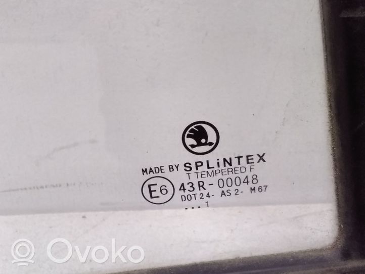 Skoda Fabia Mk1 (6Y) Vetro del deflettore posteriore 