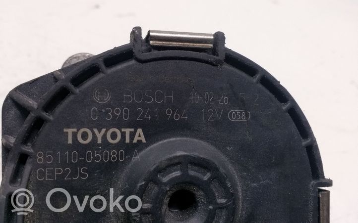 Toyota Avensis T270 Pyyhkimen moottori 0390241964