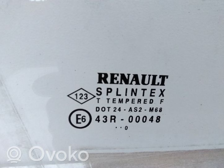 Renault Scenic RX priekšējo durvju stikls (četrdurvju mašīnai) 