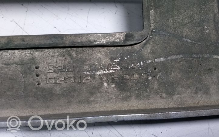 Nissan Patrol Y61 Grille de calandre avant 62310VB000