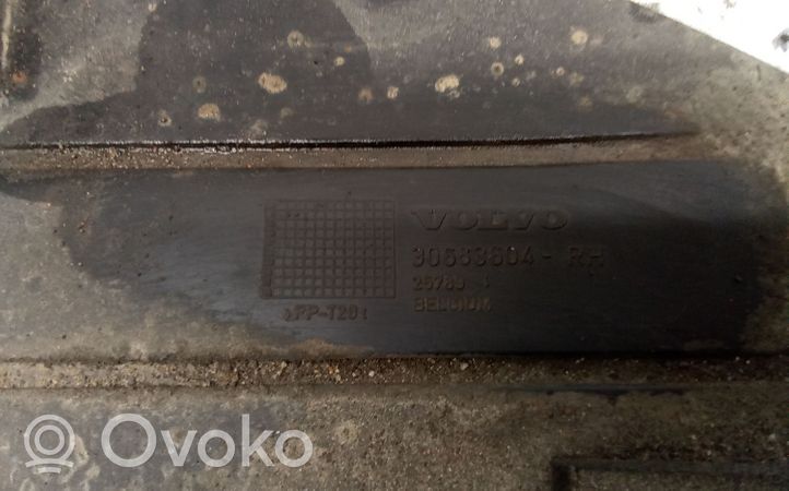 Volvo V50 Couvercle de plateau inférieur 30683604