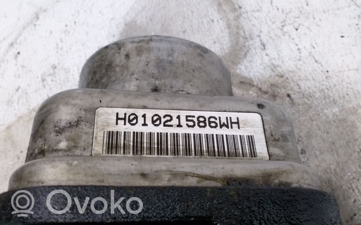 Ford Kuga I Pompe de direction assistée H01021586WH