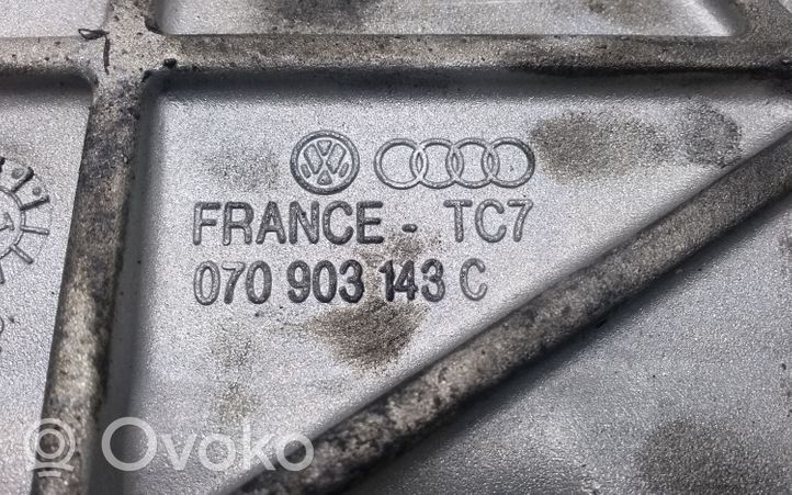 Volkswagen Touareg I Support de générateur / alternateur 070903143C