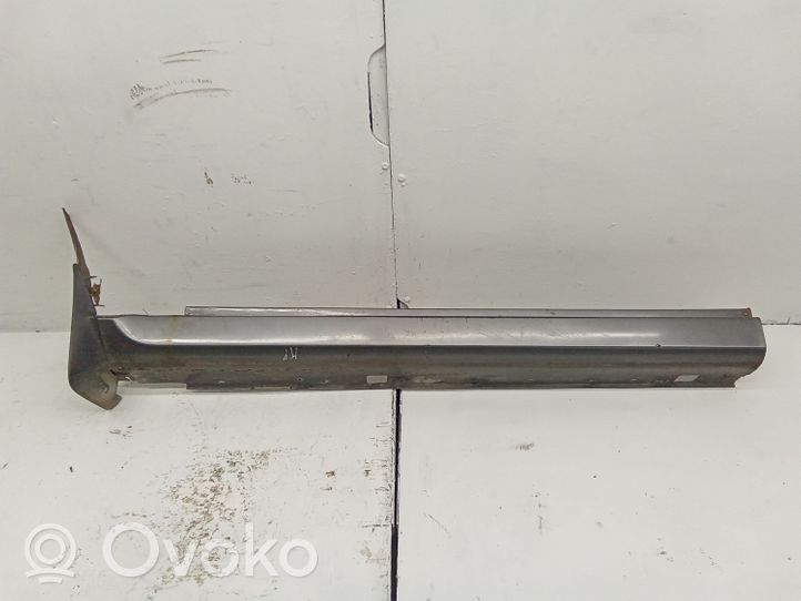 KIA Sorento Front sill (body part) 877733E000