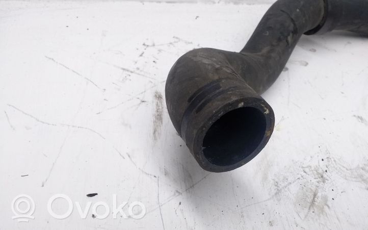 Volkswagen PASSAT B6 Engine coolant pipe/hose 