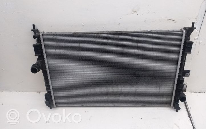 Opel Grandland X Radiateur de refroidissement P9815574380