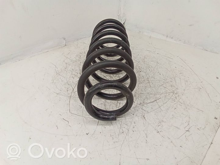 Mercedes-Benz C W205 Front coil spring 