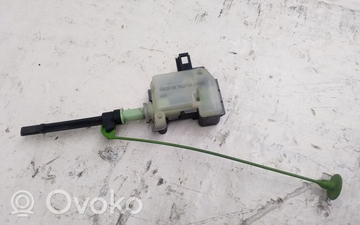 Volvo S80 Moteur de verrouillage trappe à essence 86113136