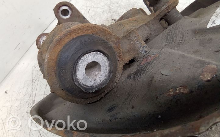 Audi A4 S4 B7 8E 8H Fuso a snodo con mozzo ruota posteriore 