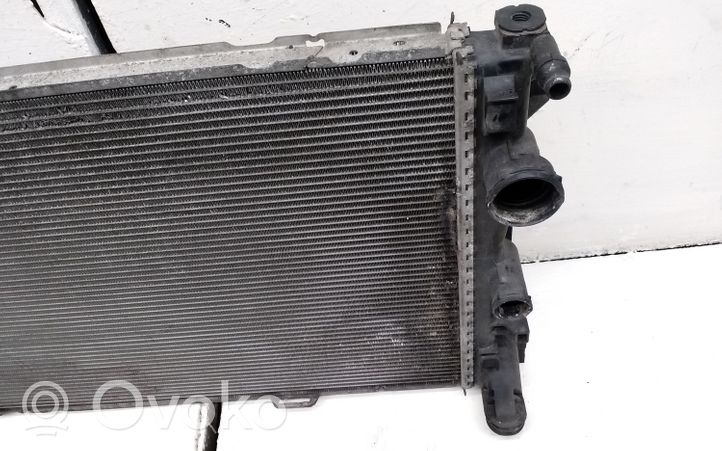 Mercedes-Benz E W212 Radiatore di raffreddamento A0995002703