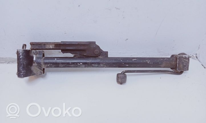 BMW 7 E38 Lift Jack 1181541