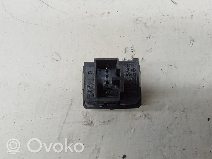 Honda Accord Enchufe conector entrada auxiliar M34736