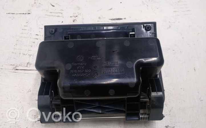 Volkswagen Touareg II Consolle centrale del vano portaoggetti 7P6857922