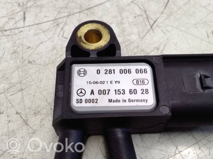 Mercedes-Benz GLA W156 Abgasdrucksensor Differenzdrucksensor A0071536028