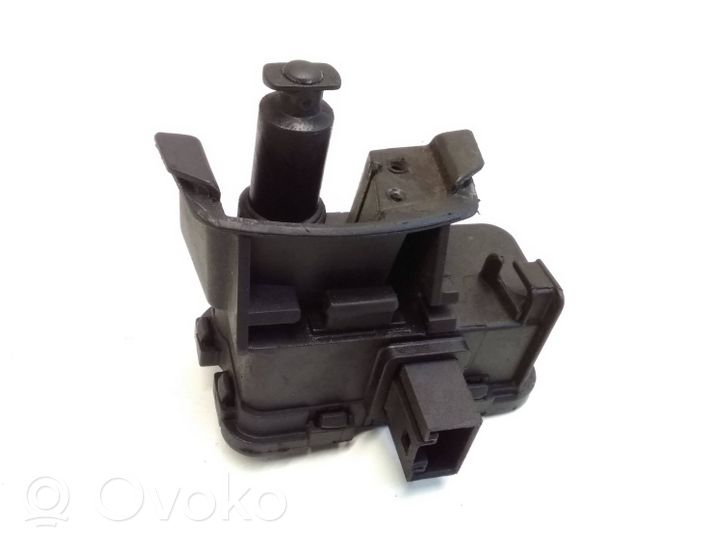 Volkswagen Sharan Verrouillage du bouchon du réservoir de carburant 7N0810773D