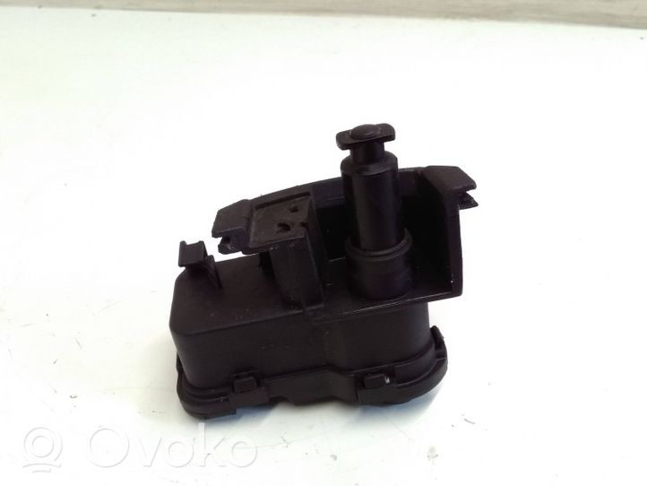 Volkswagen Sharan Verrouillage du bouchon du réservoir de carburant 7N0810773D