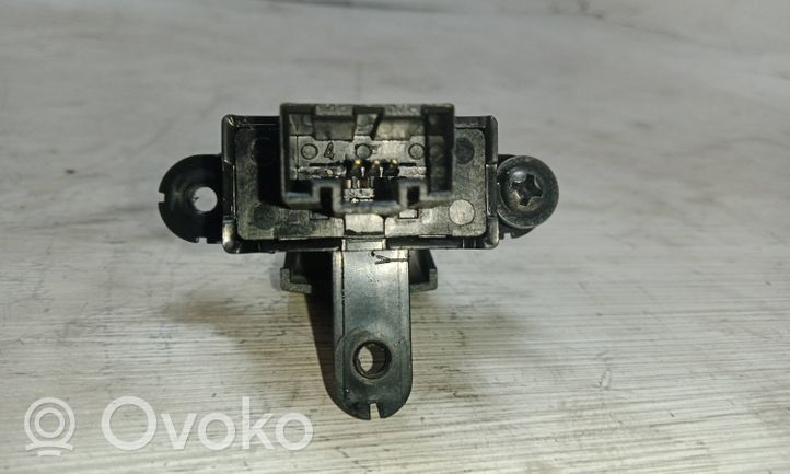 KIA Sportage Other switches/knobs/shifts 491040