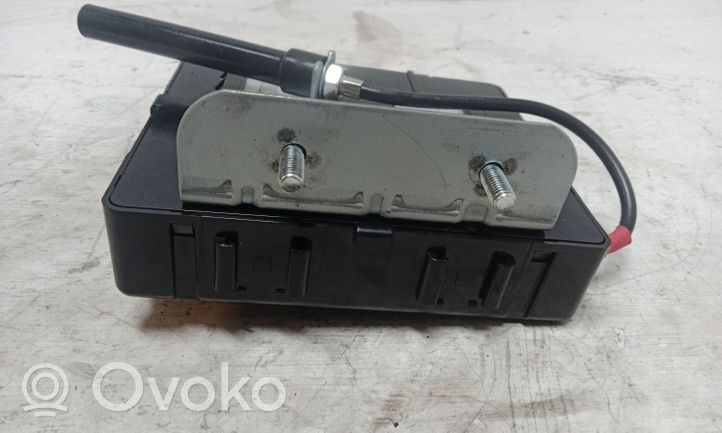 KIA Sportage Oven keskuslukituksen ohjausyksikön moduuli 954003UEB0